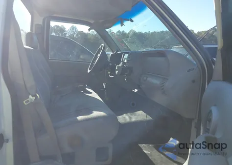 1997 Chevrolet C1500 Fleetside W/T из США, поврежденный, VIN 1GCEC14W6VZ138243